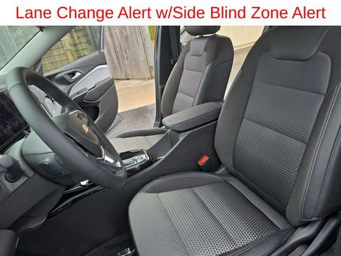 Used 2024 Chevrolet Trax LT w/ Driver Confidence Package image 16