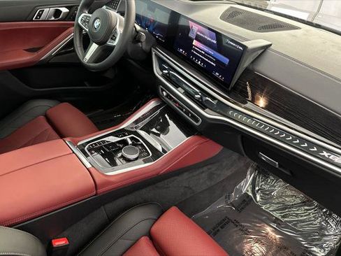 Used 2025 BMW X6 xDrive40i image 15