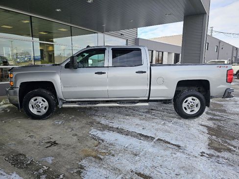 Used 2015 Chevrolet Silverado 2500 LT image 2