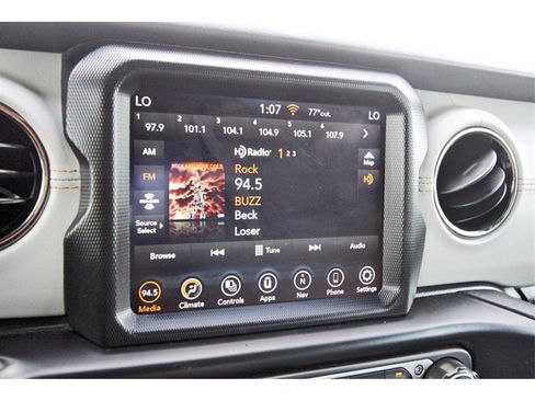 Used 2022 Jeep Gladiator Overland image 21