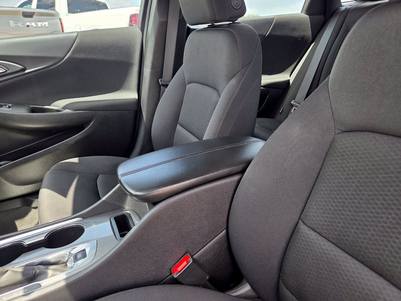 Used 2024 Chevrolet Malibu LT FWD image 30