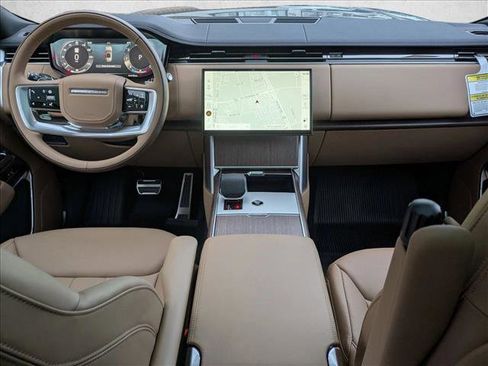 New 2026 Land Rover Range Rover SE image 16