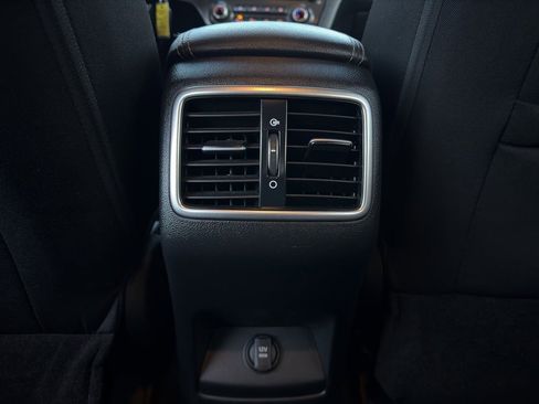 Used 2020 Kia Sportage LX image 28