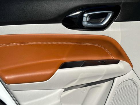 Used 2023 Jeep Compass Limited w/ Elite Group image 14