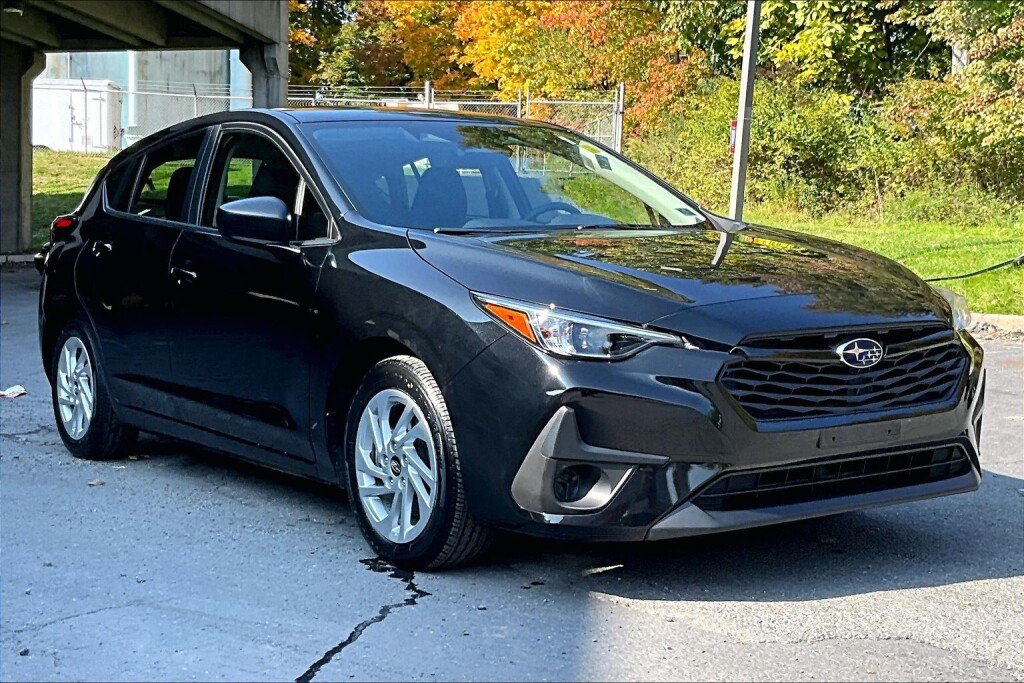 Used 2024 Subaru Impreza 2.0i AWD/4WD image 18