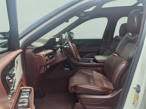 Used 2022 Lincoln Aviator Black Label w/ Dynamic Handling Package AWD/4WD image 24