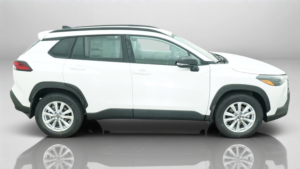 New 2026 Toyota Corolla Cross LE FWD image 29