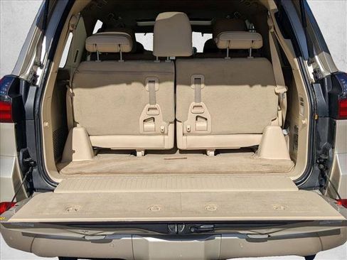 Used 2016 Lexus LX 570 4WD image 6