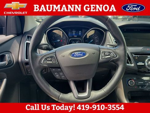 Used 2018 Ford Focus Titanium FWD image 14