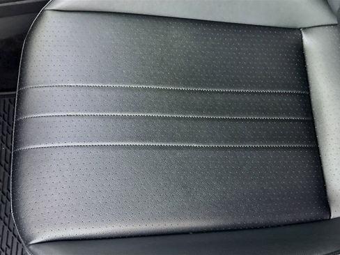 Used 2024 Volkswagen Tiguan SE R-Line w/ MDO Package, Three-Row FWD image 20