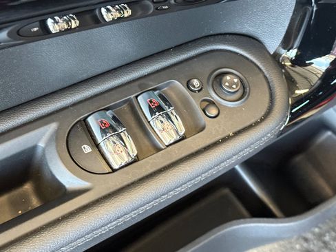 Used 2021 MINI Cooper Countryman S w/ Driver Assistance Package image 11