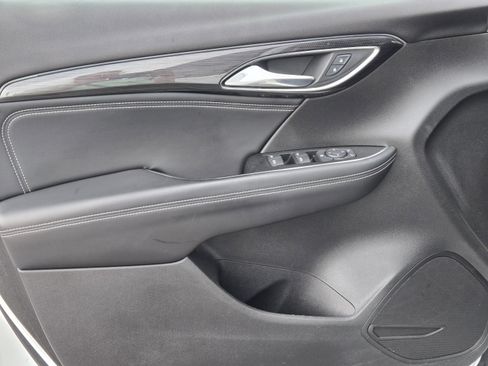 Used 2023 Buick Envision Preferred FWD image 13