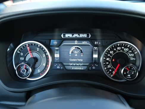 Used 2024 RAM 2500 Tradesman w/ Safety Group image 46