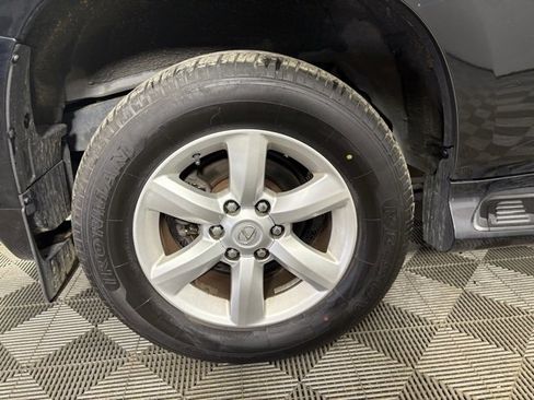 Used 2011 Lexus GX 460 image 28