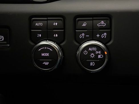 New 2025 GMC Sierra 1500 AT4 w/ AT4 Premium Package image 24