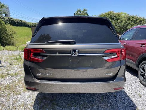 Used 2021 Honda Odyssey Touring image 8