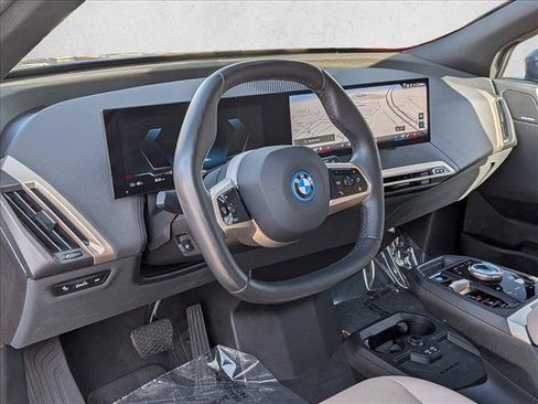 Certified 2024 BMW iX xDrive50 w/ Premium Package AWD/4WD image 10