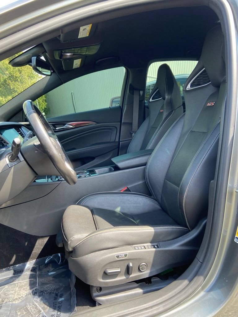 Used 2019 Buick Regal GS w/ Appearance Package AWD/4WD image 11