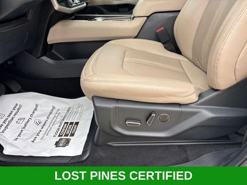 Used 2024 Ford Expedition Limited RWD image 24
