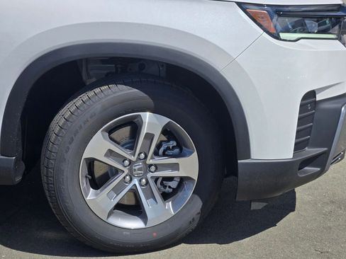 New 2026 Honda Pilot EX-L image 3