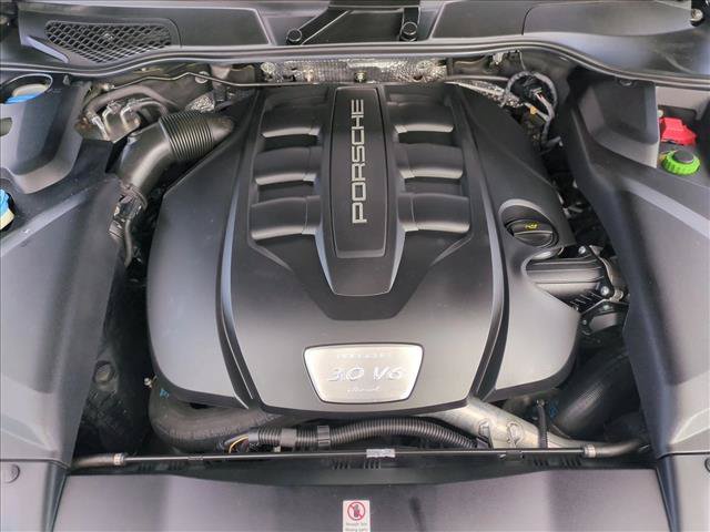 Used 2016 Porsche Cayenne Diesel AWD/4WD image 24