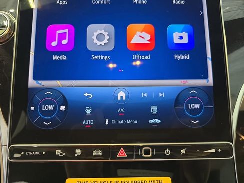 Certified 2025 Mercedes-Benz GLC 350e 4MATIC image 26