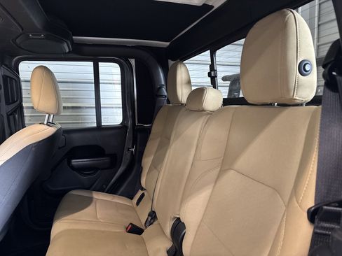 Used 2020 Jeep Gladiator Sport w/ Quick Order Package 24S image 23