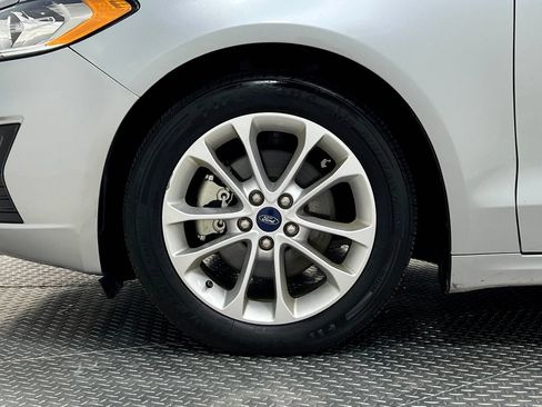 Used 2020 Ford Fusion SE FWD image 37