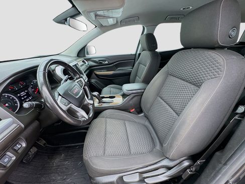 Used 2019 GMC Acadia SLE w/ LPO, Floor Liner Package FWD image 13