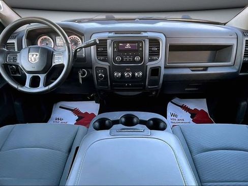 Used 2017 RAM 1500 ST w/ SXT Appearance Group image 8