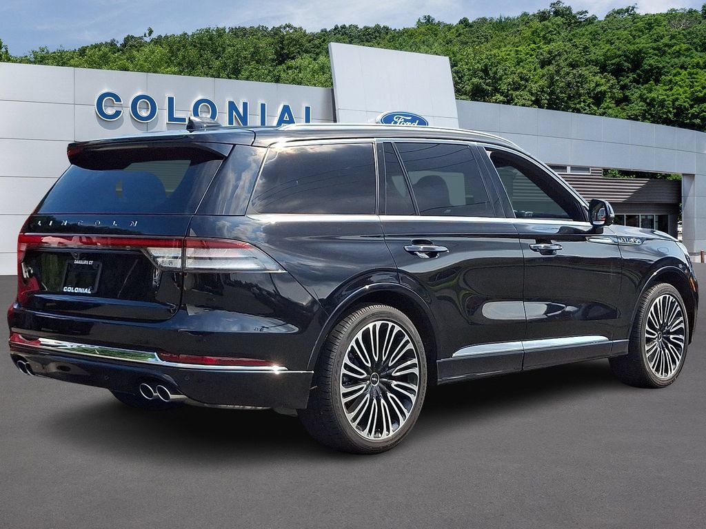 Used 2025 Lincoln Aviator Black Label AWD/4WD image 6