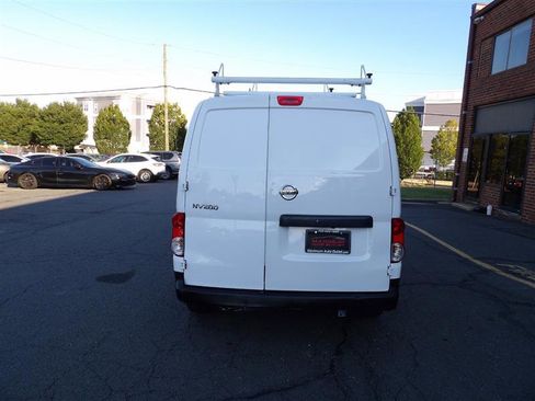 Used 2019 Nissan NV200 S image 7