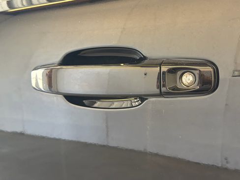 Used 2022 Chevrolet Colorado ZR2 AWD/4WD image 13