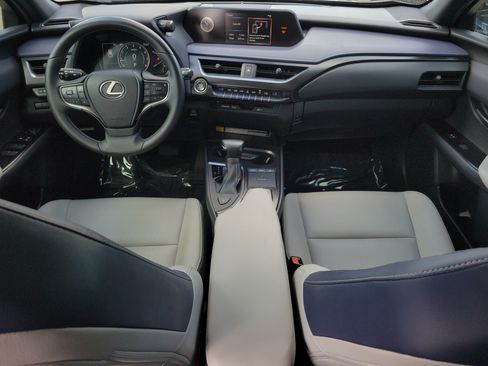 Used 2022 Lexus UX 200 w/ Accessory Package (Z2) FWD image 13