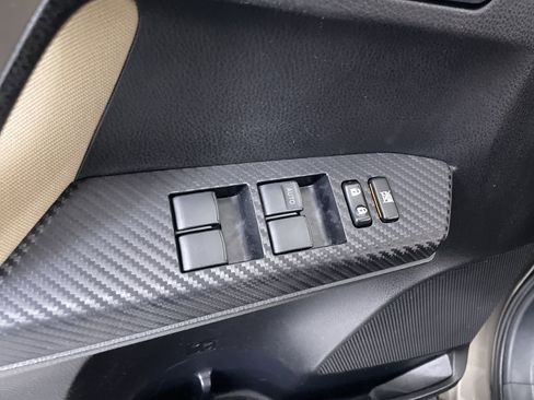 Used 2015 Toyota RAV4 XLE AWD/4WD image 11