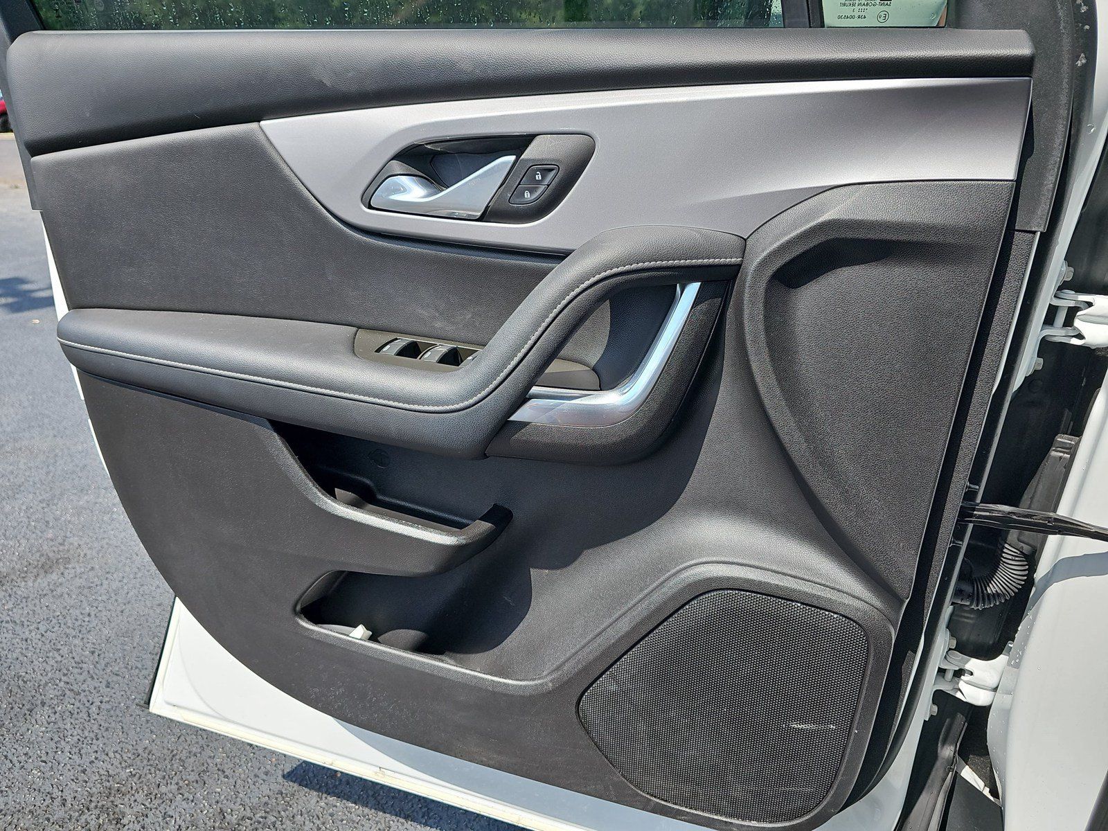 Used 2023 Chevrolet Blazer LT FWD image 30