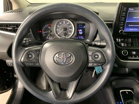 Used 2022 Toyota Corolla LE image 21