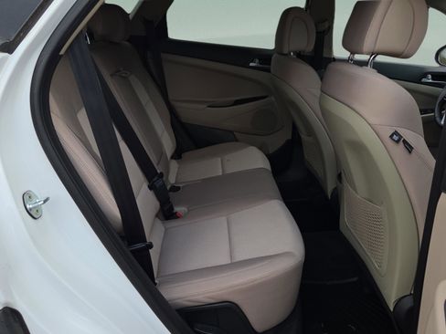 Used 2018 Hyundai Tucson Sport image 14