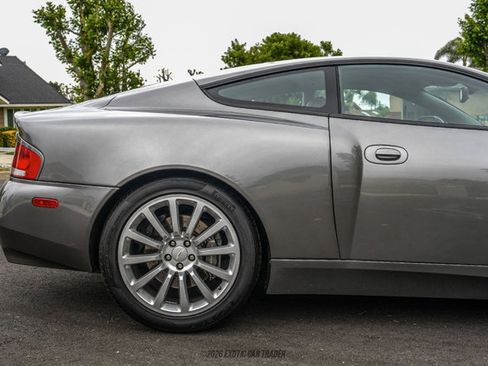 Used 2002 Aston Martin Vanquish RWD image 10