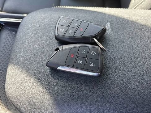 Used 2024 Chevrolet Blazer EV LT AWD/4WD image 11