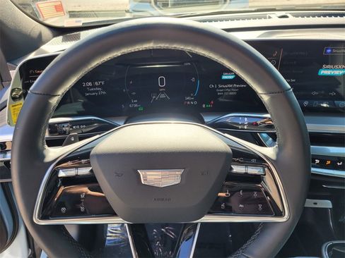 Used 2024 Cadillac Lyriq Sport image 29