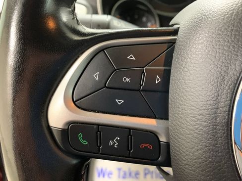 Used 2021 Jeep Compass Latitude AWD/4WD image 22