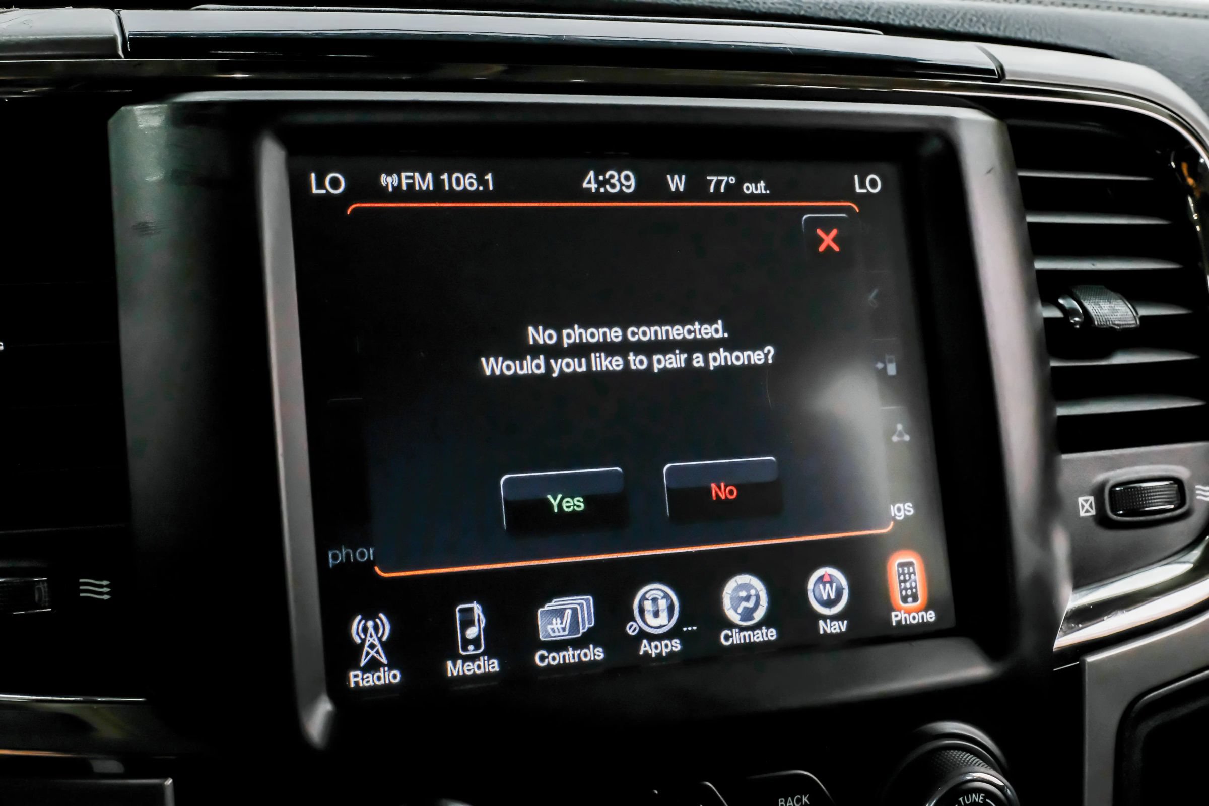 Used 2013 RAM 1500 Sport w/ Sport Premium Group AWD/4WD image 39
