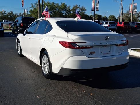 Used 2025 Toyota Camry LE w/ Convenience Package FWD image 7