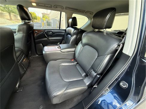 Used 2019 INFINITI QX80 Luxe image 16
