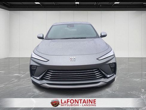 Used 2025 Buick Envista Preferred image 3