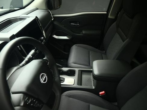 Used 2026 Nissan Frontier SV w/ SV Convenience Package RWD image 53