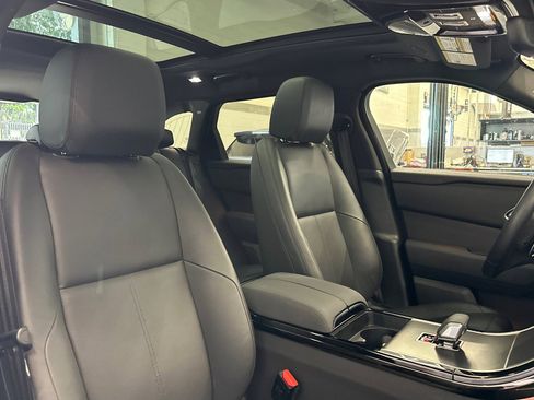 Used 2026 Land Rover Range Rover Velar S image 31