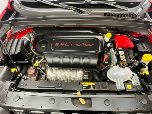 Used 2021 Jeep Renegade Sport FWD image 29