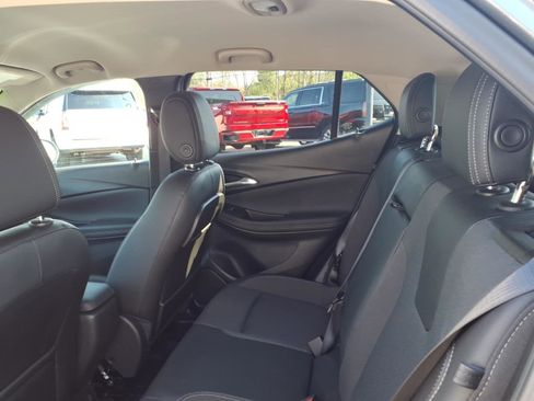 Used 2021 Buick Encore GX Select FWD image 11